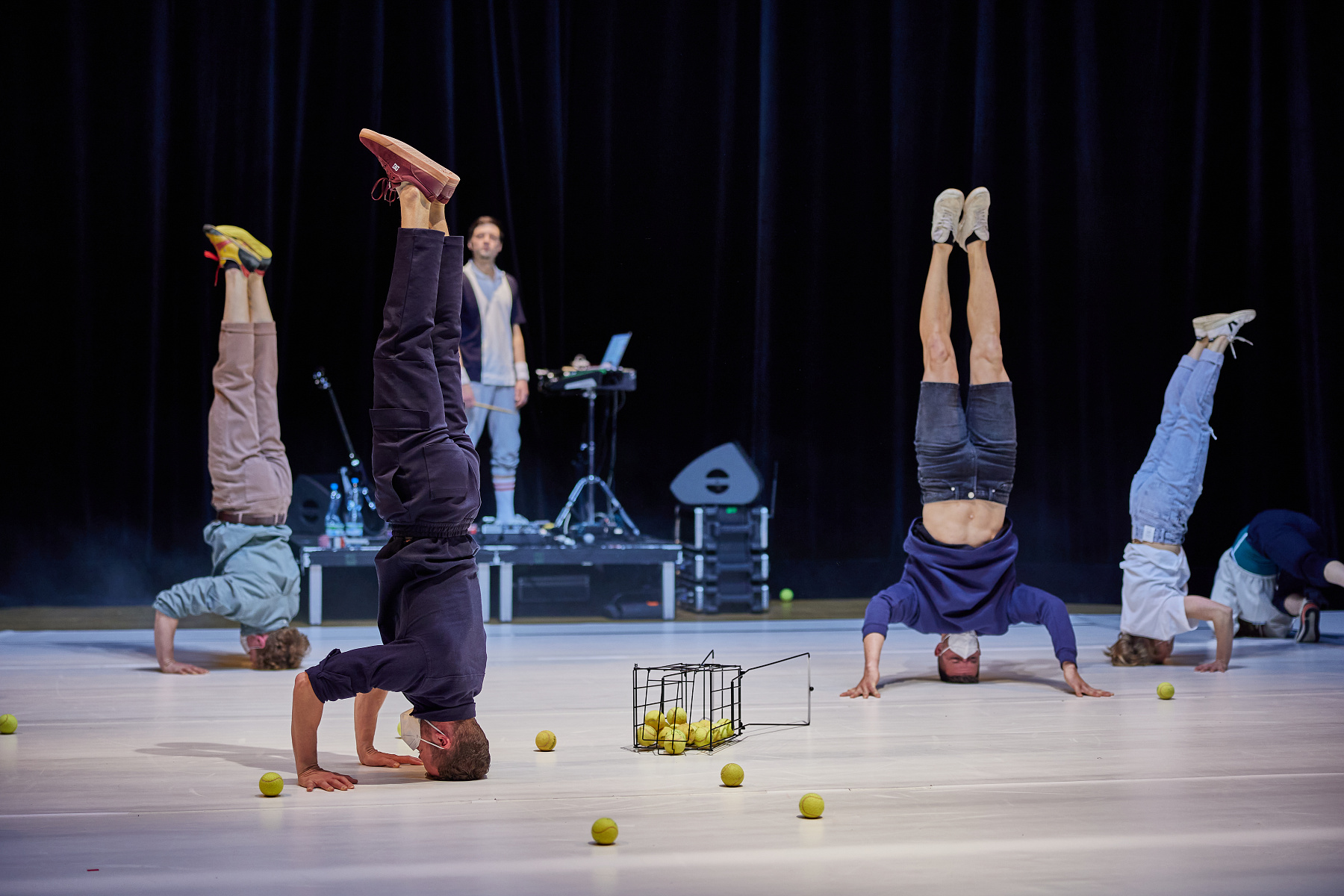 Losers Cirque Company: KONKURZ | Komedianti v ulicích 2021 | Tábor